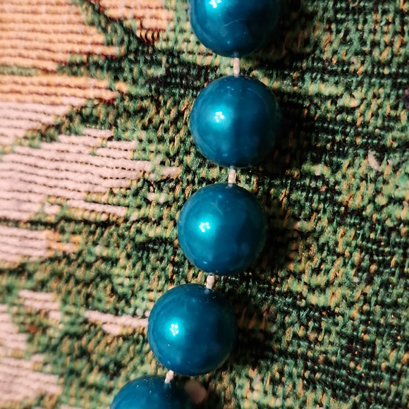 Pearly teal vintage beads - Picture 3 of 3